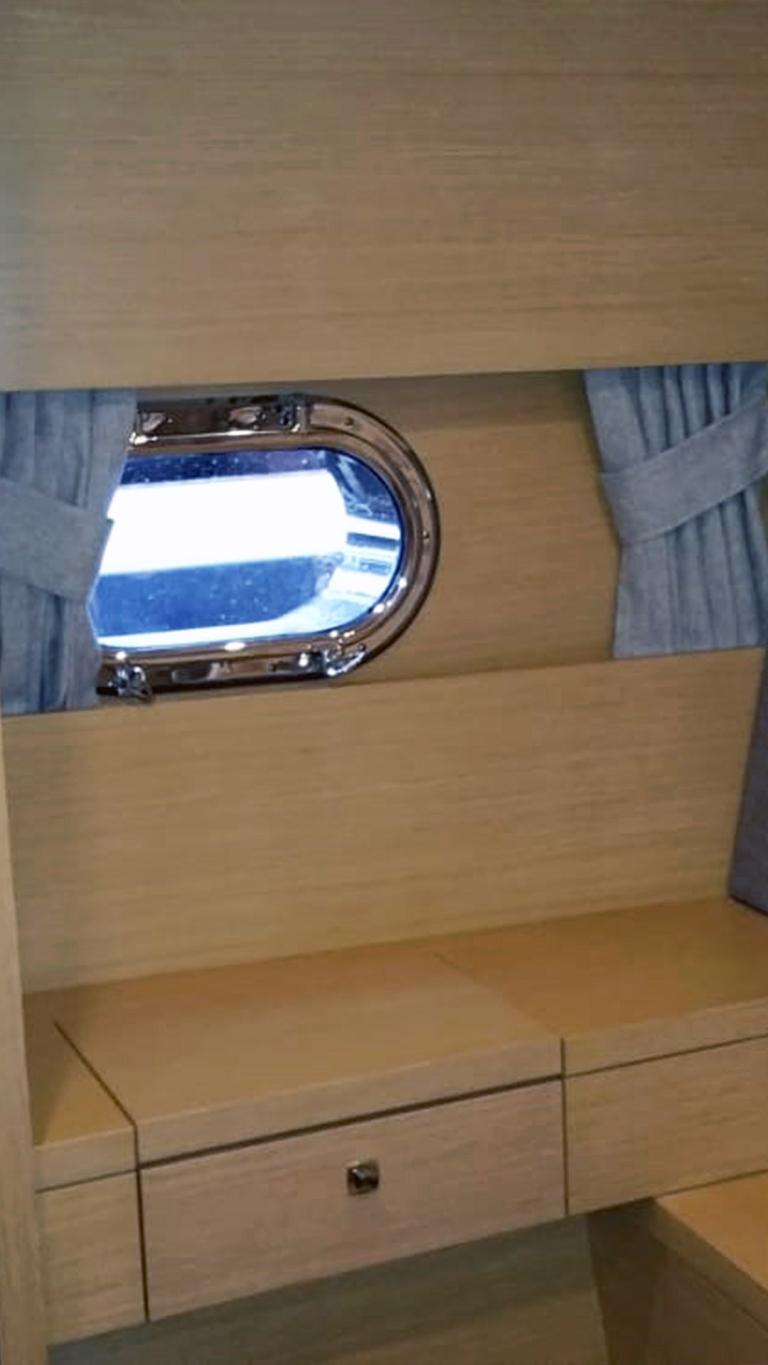 vualperde-tekne-ve-yat-perdeleri-12